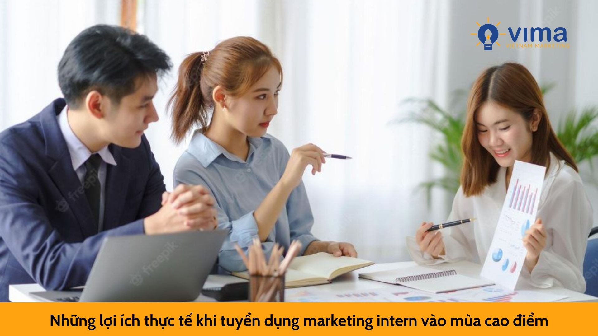 Những lợi ích thực tế khi tuyển dụng marketing intern vào mùa cao điểm